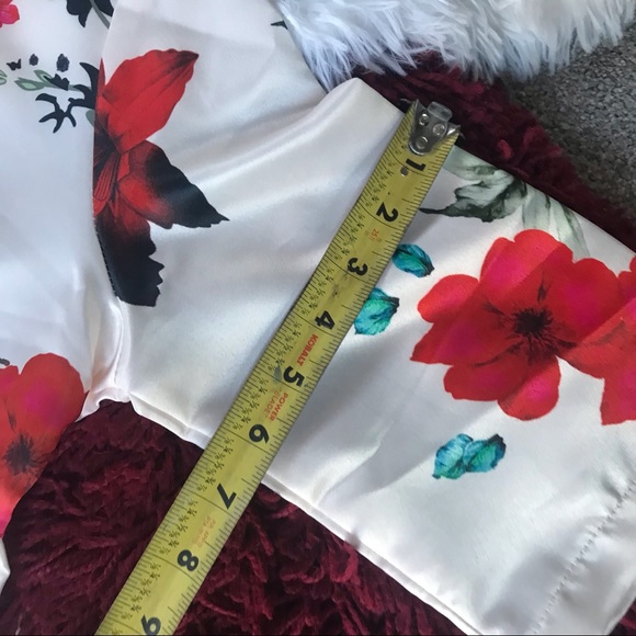 Beautiful Retro Pinup Dress - Picture 7 of 10